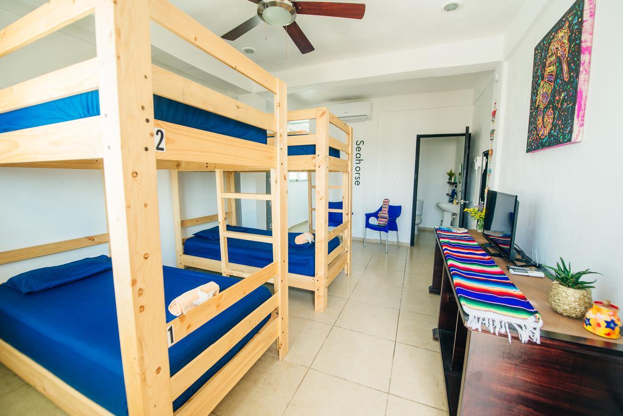 The Mermaid Hostel Beach (Adults Only) Cancún Zewnętrze zdjęcie