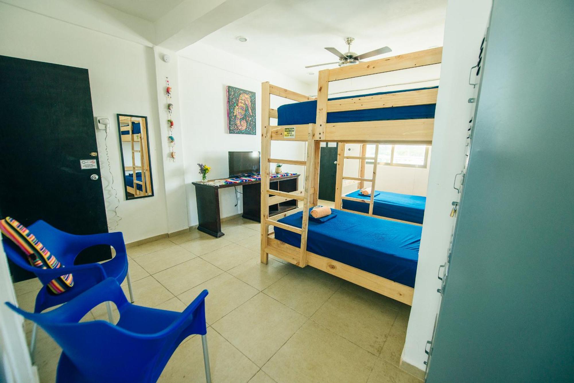 The Mermaid Hostel Beach (Adults Only) Cancún Zewnętrze zdjęcie